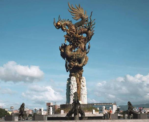 哪里可以找到金龍圖片素材？ 哪里可以找到金龍圖片素材？ 龍魚百科 第13張