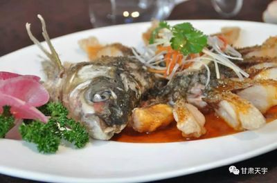 金龍魚不長大：金龍魚是否能夠正常生長