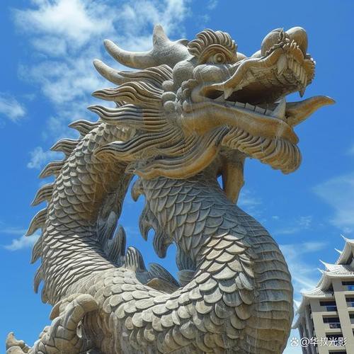 再給我一些龍擺件的圖片