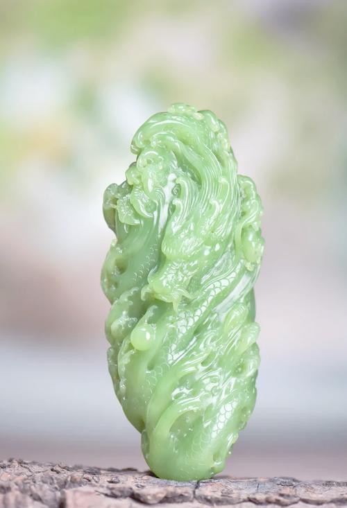 列舉更多現(xiàn)代龍玉雕作品