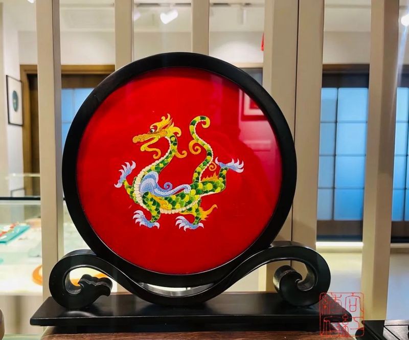 列舉更多現(xiàn)代龍玉雕作品