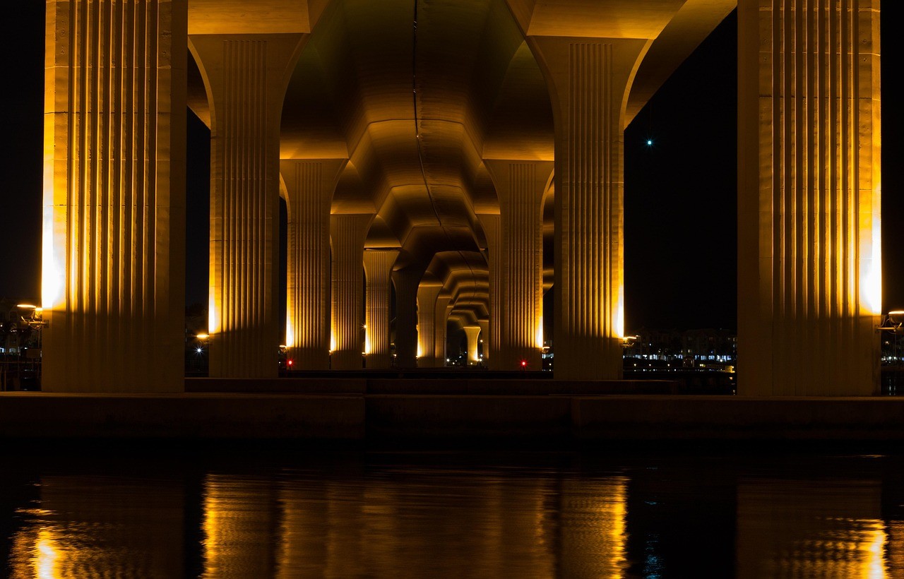 深圳市龍崗區(qū)布吉鎮(zhèn)珊瑚水族館：深圳市龍崗區(qū)布吉鎮(zhèn)珊瑚水族館電話