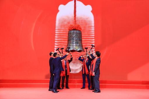 紅龍魚最適宜什么溫度養（紅龍魚最適宜什么溫度養殖）