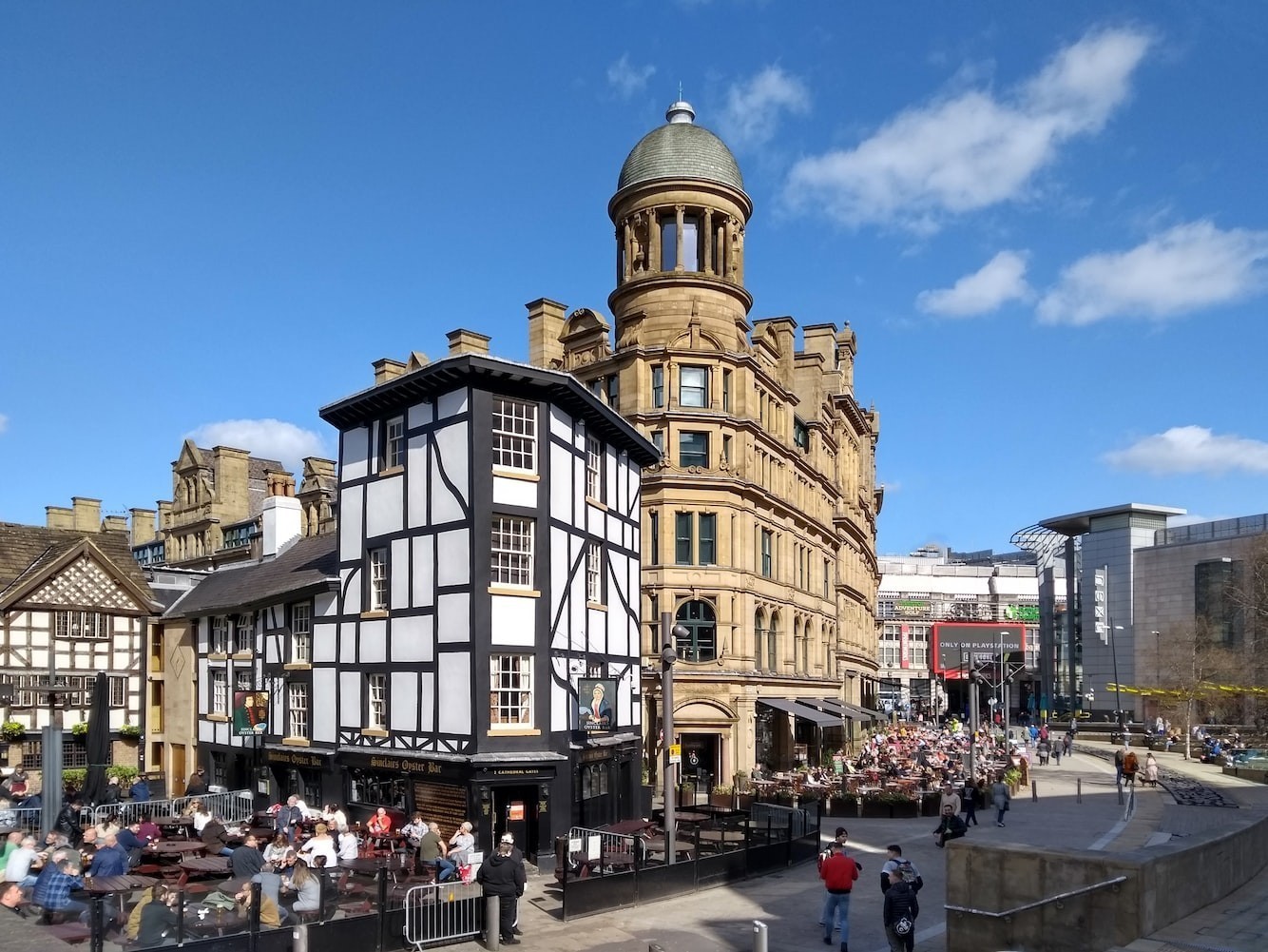 吳忠市利通區萊柏森水景水族館 （吳忠萊恩酒吧）