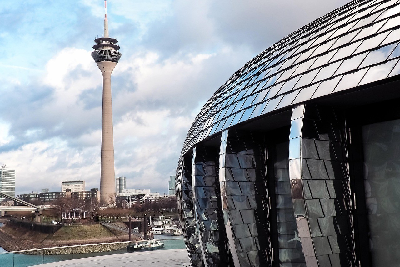 伊春市<strong><mark>美溪</mark></strong>區小歪高品質水族館