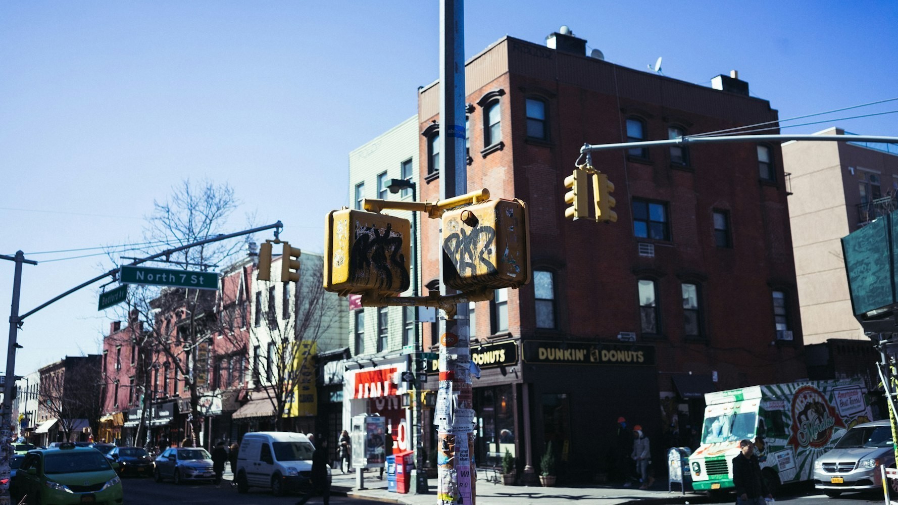 惠州市惠陽區(qū)鎮(zhèn)隆奕達水族館（惠州市惠陽區(qū)鎮(zhèn)隆奕達水族館電話）