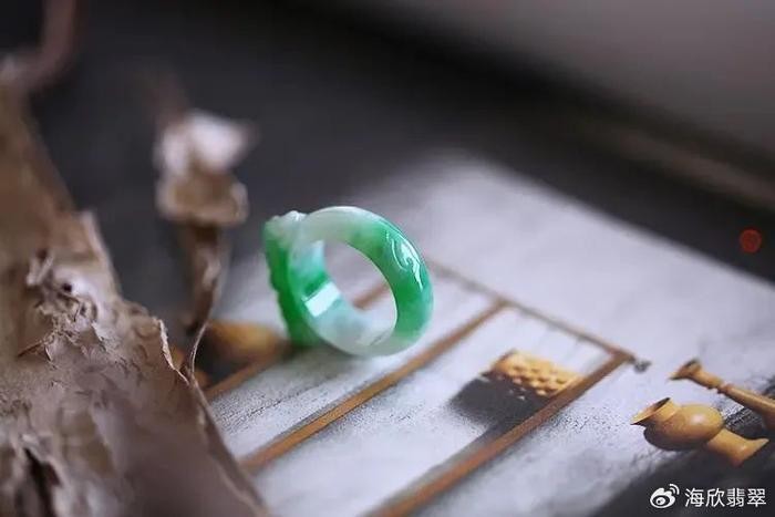 青龍符在珠寶設計中有哪些經典作品？ 青龍符在珠寶設計中有哪些經典作品？ 龍魚百科 第2張