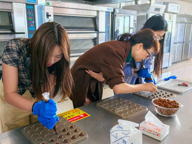 金龍魚商超專員