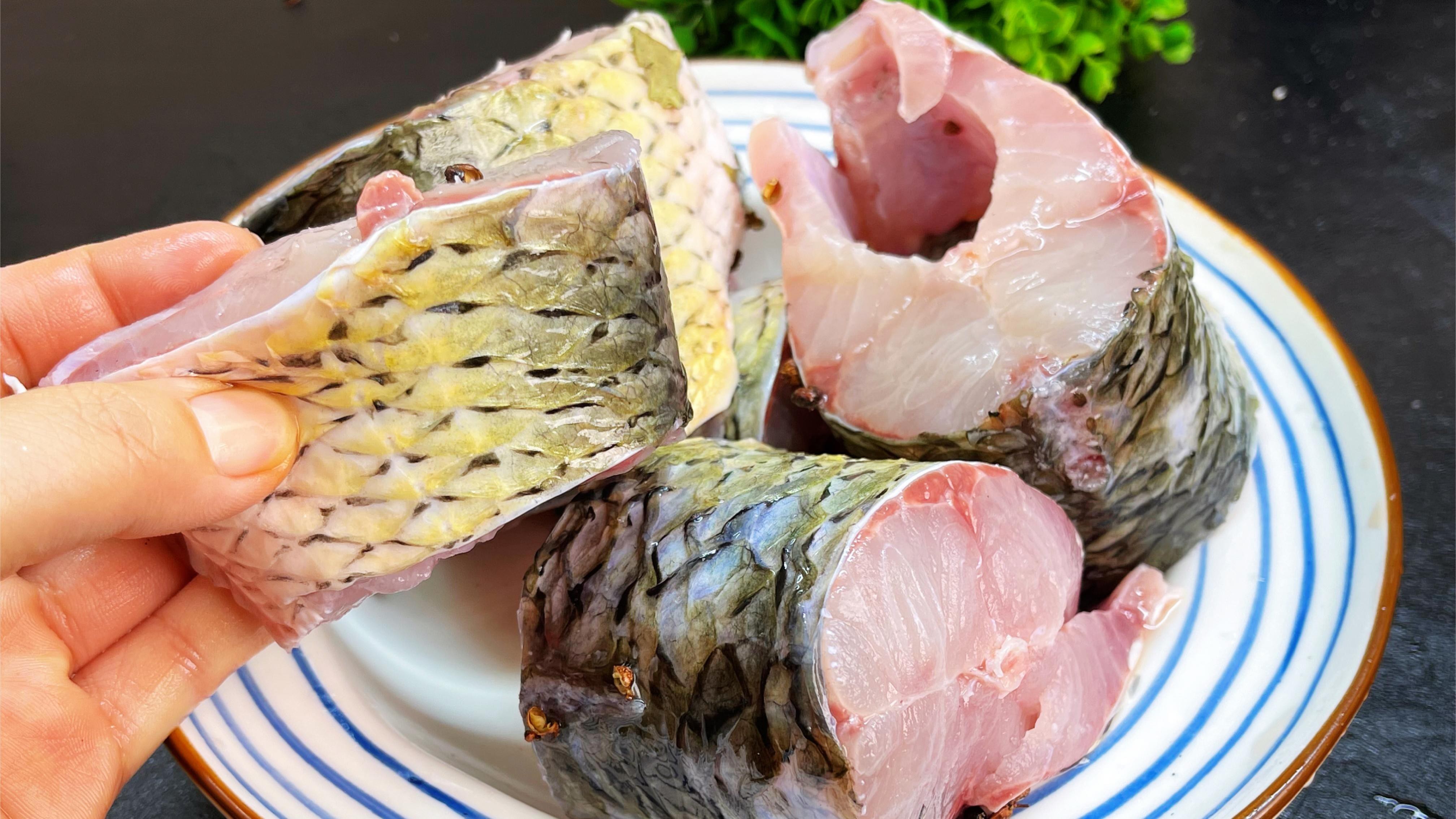 喂龍魚的小魚要怎么處理才能保存