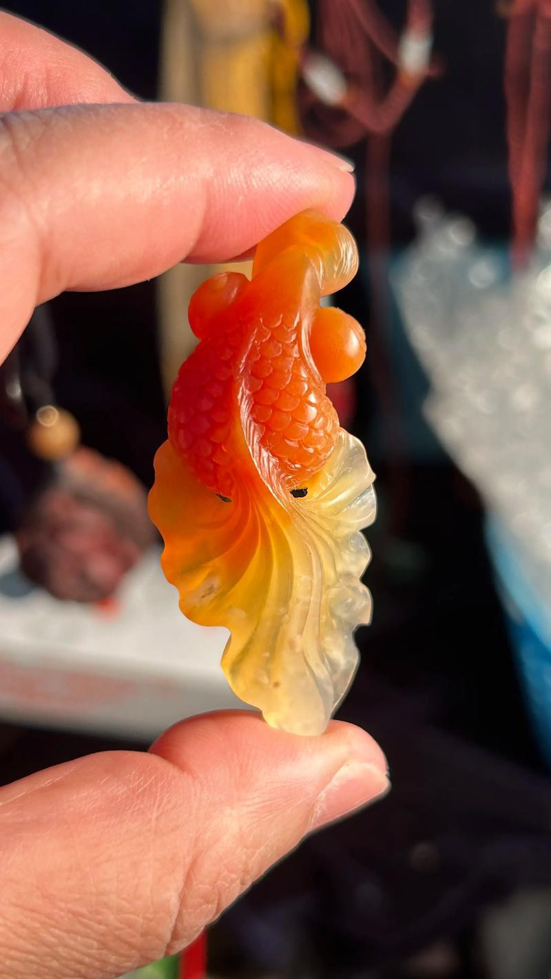 玉雕金龍魚(yú)掛件圖片 玉雕金龍魚(yú)掛件圖片 龍魚(yú)百科 第3張