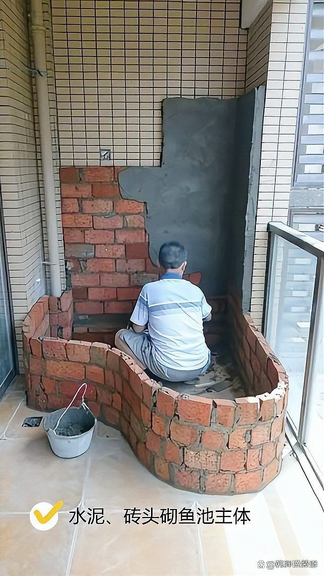 露臺(tái)魚池設(shè)計(jì)實(shí)景圖