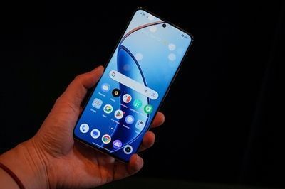 金龍魚壁紙全屏（尋找金龍魚壁紙全屏的過程中可以從以下幾個來源獲取高清的金龍魚壁紙）