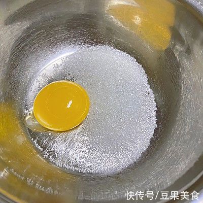 金龍魚身體發白怎么啦：金龍魚身體發白怎么辦