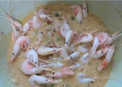 金龍魚喂河蝦好還是海蝦好：金龍魚喂河蝦好還是海蝦好，各有優缺點 金龍魚喂河蝦好還是海蝦好：金龍魚喂河蝦好還是海蝦好，各有優缺點 龍魚百科 第3張