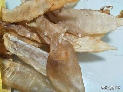 金龍魚膠的價格是多少？（金龍魚膠價格信息如何辨別金龍魚膠的真偽有哪些）