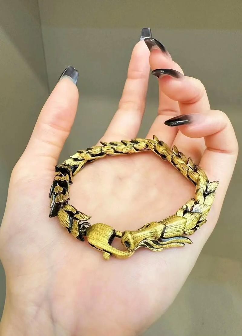 龍頭飾品有哪些款式