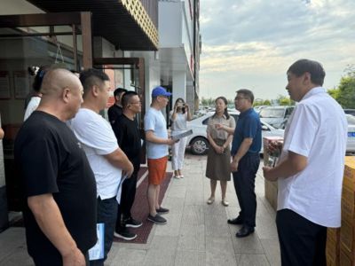 夏季龍鳳鯉防暑措施:夏季龍鳳鯉防暑措施有效提高龍鳳鯉養殖效率和產量 龍魚百科 第2張 夏季龍鳳鯉防暑措施:夏季龍鳳鯉防暑措施有效提高龍鳳鯉養殖效率和產量 夏季龍鳳鯉防暑措施:夏季龍鳳鯉防暑措施有效提高龍鳳鯉養殖效率和產量 龍魚百科 第2張