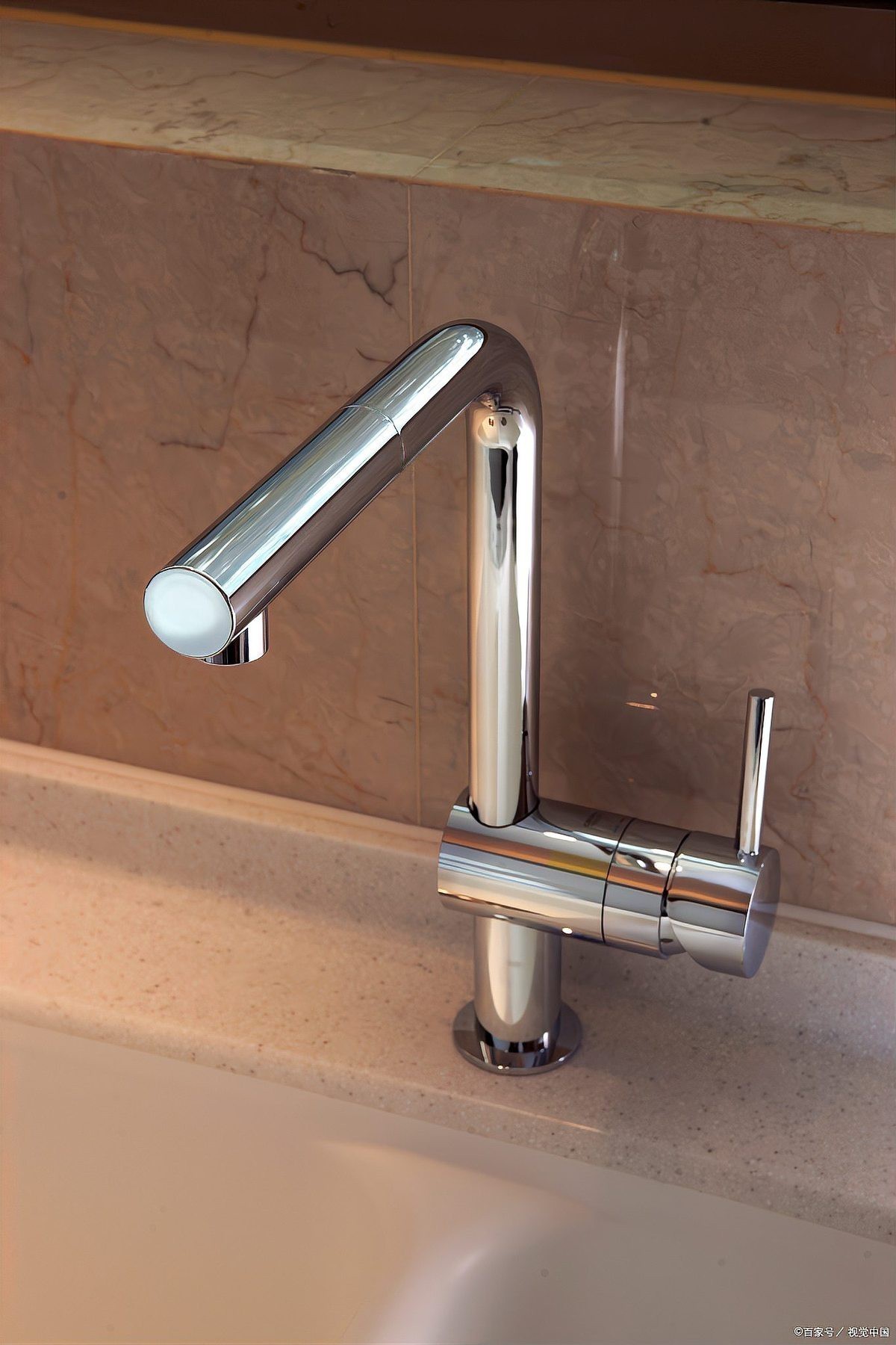 如何檢測龍頭是否固定穩固？