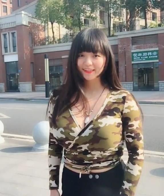 如何鑒別真假雪龍魚？