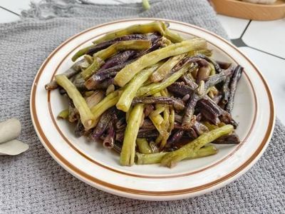 金龍魚吃不胖：金魚不吃食是什么原因金魚變瘦是怎么回事