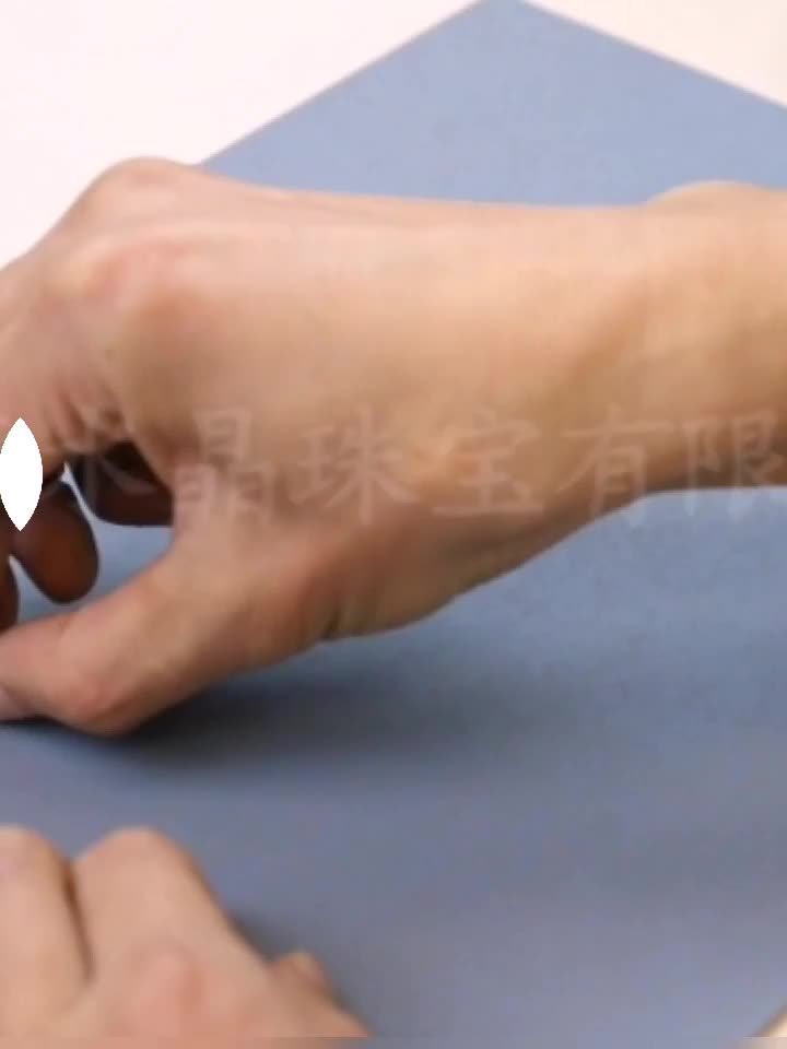 紅眼龍擺件有哪些材質？