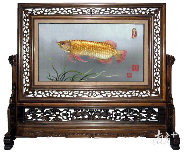 金龍魚工藝品哪個材質最好？