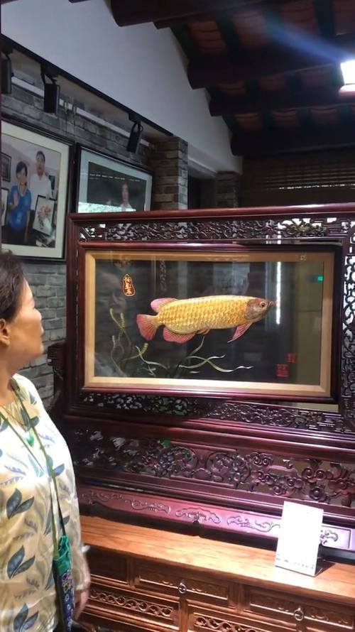 金龍魚工藝品哪個材質最好？