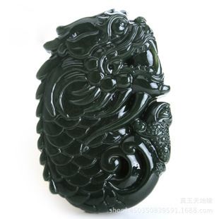 龍魚掛件，翡翠龍魚掛件的風(fēng)水寓意解析