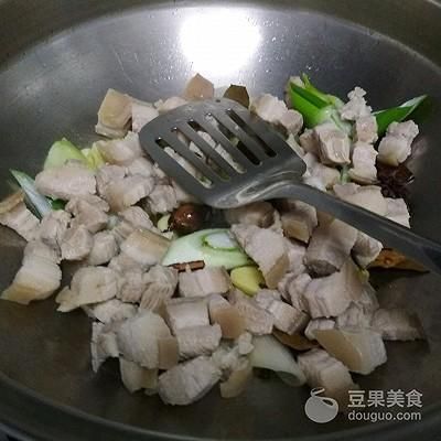 金龍魚過水要多久：金龍魚過水的時間要多久
