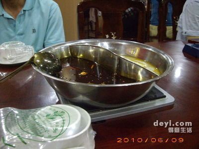 過江龍魚是什么魚類的魚（挑選過江龍魚時應注意以下幾點過江龍魚是什么魚）